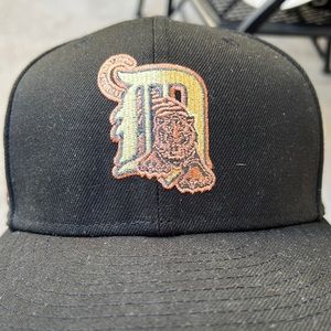 Detroit tigers fitted hat